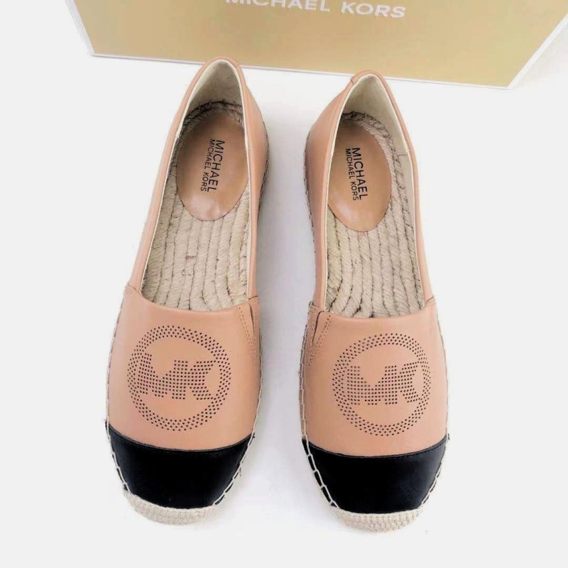 Other flat shoes